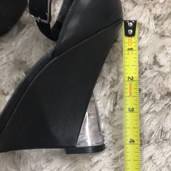 Beautiful SIGERSON MORRISON Angled Wedge Heels - Picture 12 of 16